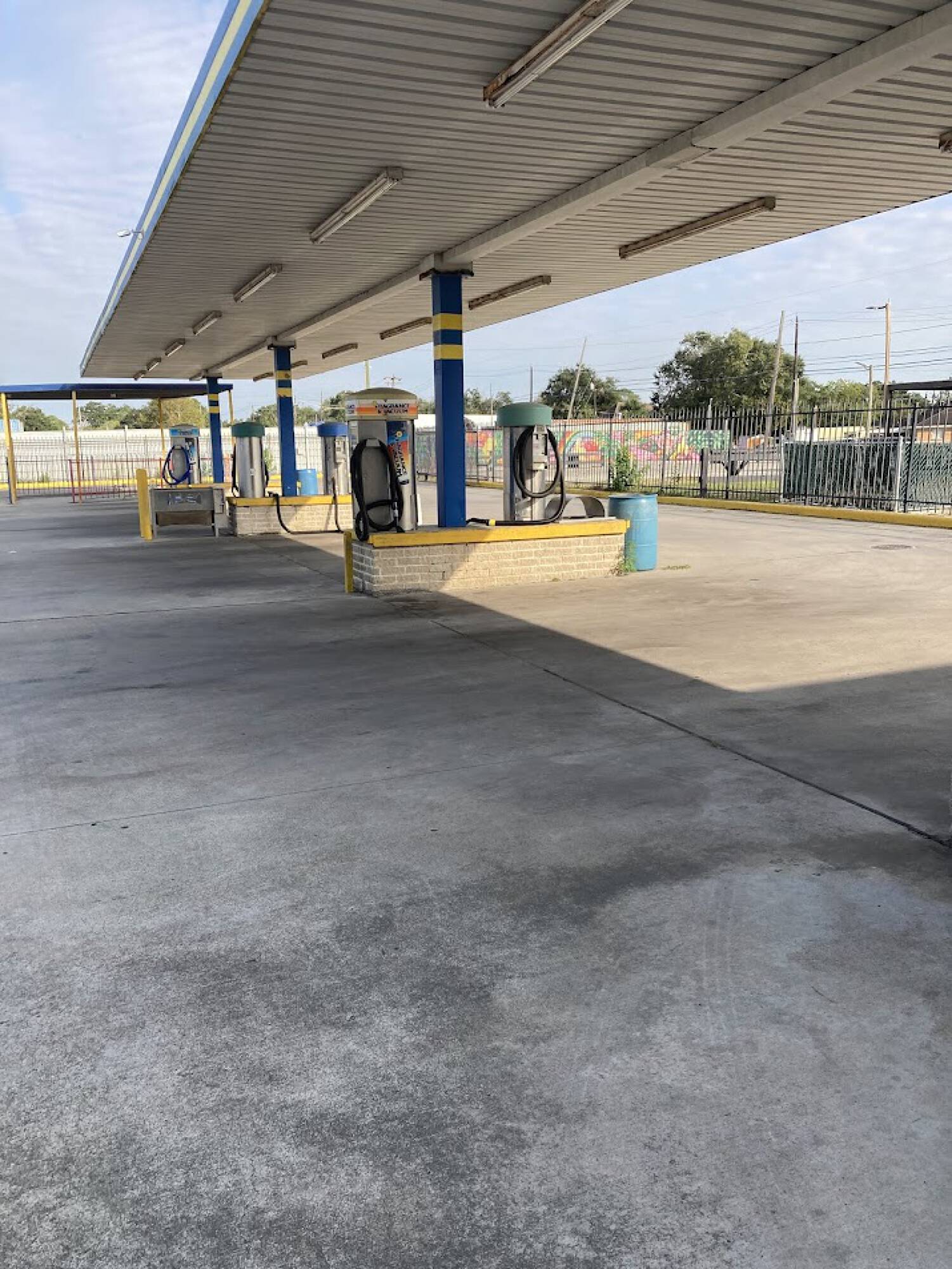 Commercial Property for Sale in Pasadena Texas 77502